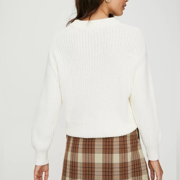 Wilfred Aritzia Essential Chenille Sweater - Picture 8 of 9